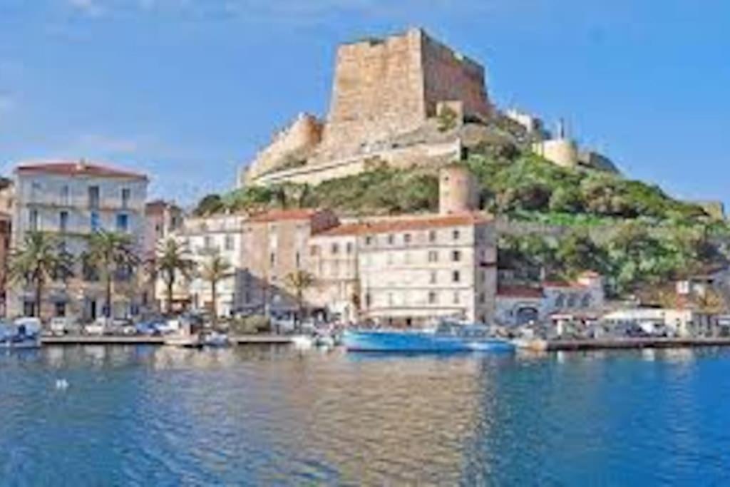 Superbe T2 Neuf Bonifacio Avec Parking Gratuit Apartment Exterior photo